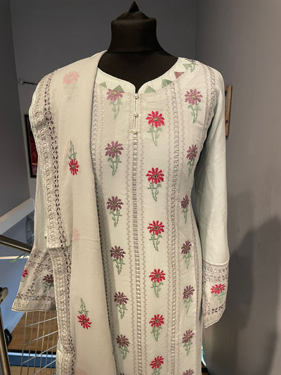 Chiffon Suit Paste