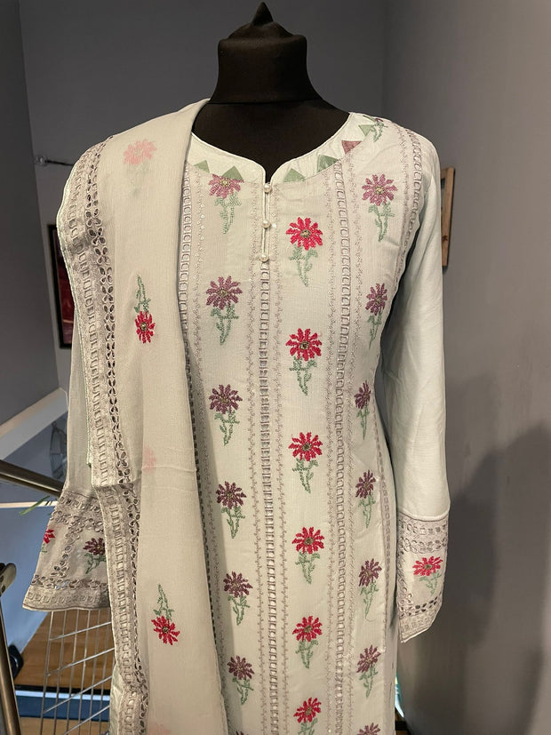 Chiffon Suit Paste