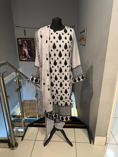 Chiffon Suit Grey